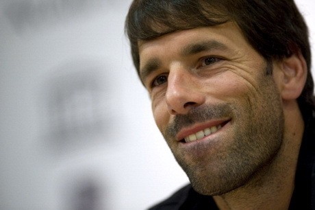 Inter Lirik Van Nistelrooy?