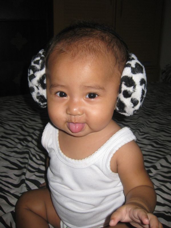 Happy Jusela Young, 1,6 Tahun, Perempuan