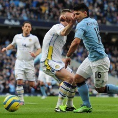 Aguero Dua Gol, City Cukur Leeds 4-0