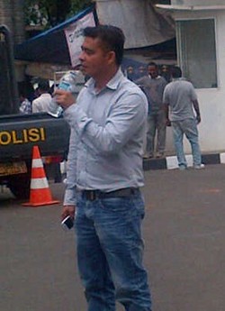 Sopir Luxio: Saya Bawa 10 Penumpang Sekalian Ambil Ayam