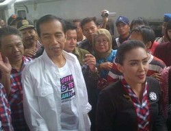Jadi Jurkam Kampanye Rieke-Teten, Jokowi: Saya Sudah Izin