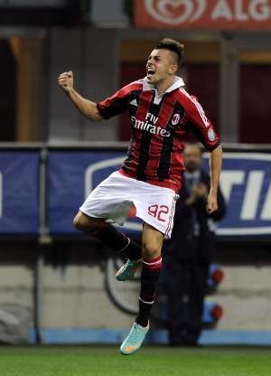 Jamu Barca, Milan Masih Tunggu Kabar El Shaarawy