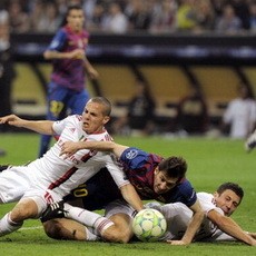 Berlusconi Minta Milan Kawal Khusus Messi