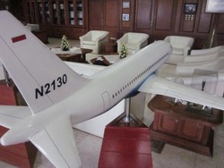 BJ Habibie Sempat Akan Bikin Pesawat Penumpang Saingan Boeing 737-500