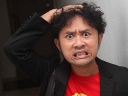 Ronal: Naik Vespa Seperti Sedang Fashion Show