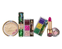 Sariayu Rilis Tren Warna Terinspirasi Keindahan Karimunjawa di IFW 2013