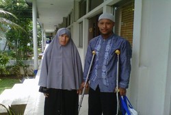 Kisah Cancer Survivor: Masih Untung Saya Kehilangan 1 Kaki, Bukan 2