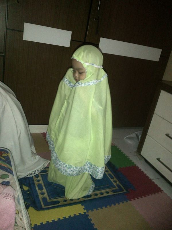 Dini Alkatia Tunggadewi, 2,5 Tahun, Perempuan