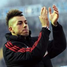 Ikut Latihan, El Shaarawy Berpeluang Main Hadapi Barca
