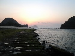 Sunrise di Pantai Goa Cina, Aduhai Indahnya!
