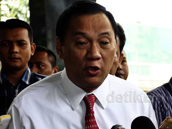 KPK Periksa Menkeu Agus Marto