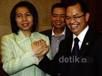 Ketua Komisi V DPR Dirotasi