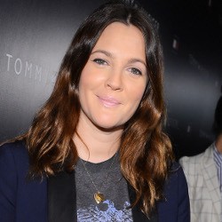 Berubah Keyakinan, Drew Barrymore Hapus Tato