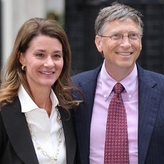 Pasangan Ini Jadi Selebriti di Jagat Teknologi