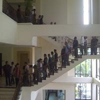 Anggap Tidak Peduli Nasib Warga Pinggir Rel, Peserta Dengar Pendapat Walk Out