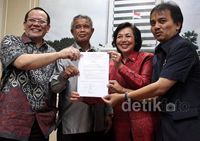 PSSI dan KPSI Tandatangani Minutes of Meeting