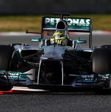 Rosberg Ungguli Raikkonen & Alonso dalam Tes Hari Pertama