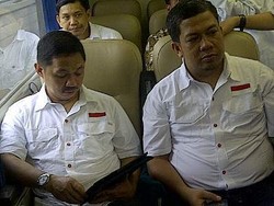 Hadiri Kampanye Aher-Deddy Mizwar, Presiden PKS Naik Kereta ke Bandung