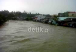 Remaja di Minahasa Utara Tewas Terbawa Banjir Saat Mandi di Sungai
