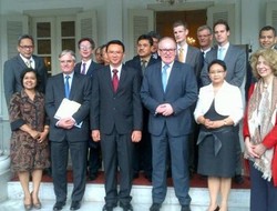  Ahok Ingin Bangun New Manhattan di Teluk Jakarta