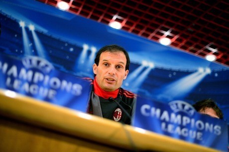 Allegri Diskusi Strategi dengan Berlusconi Allegri Diskusi Strategi dengan Berlusconi