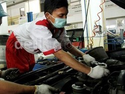 Mobil Tersendat-sendat? Cek Busi, Fuel Filter & Air Filter