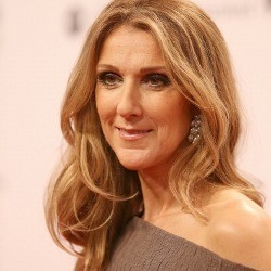 Sakit Sinus, Celine Dion Tunda Konser di Las Vegas