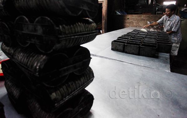 Pabrik Roti Harum Masih Eksis