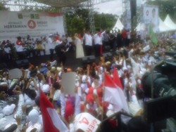 Anis Matta dan Wiranto Meriahkan Kampanye Terakhir Aher-Deddy di Gasibu