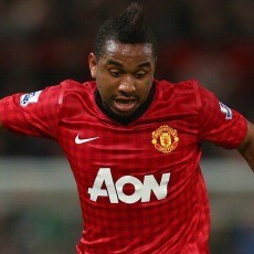Bahagia di MU, Anderson Bantah Ingin Pergi