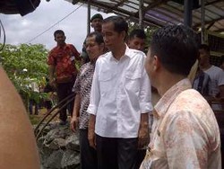 Jokowi Siap Jadi Penengah Warga Pondok Labu & Korps Marinir
