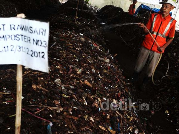 Mengubah Sampah Menjadi Kompos