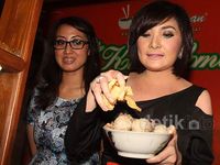 Kiki Amalia Buka Restoran