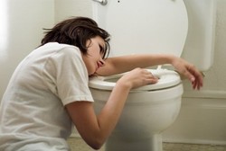 Sindrom Muntah Siklik, Mual Muntah Parah Hingga Berhari-hari