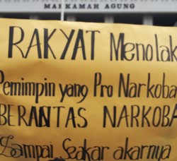 Usut Dugaan Manipulasi Pembatalan Vonis Mati Gembong Narkoba Hillary!