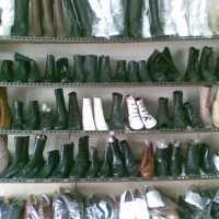 Pasar Blok M Dibanjiri Sepatu Impor China