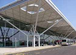 Aneka Bandara Khusus Maskapai Bujet, Keren!