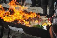 Obat dan Kosmetik Ilegal Senilai Rp 1,3 Miliar Dibakar BPOM