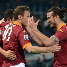 Roma Masih Bungkam Soal Pelatihnya Musim Depan