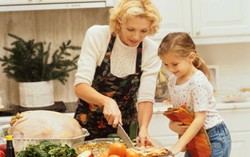 Yuk, ajak si Kecil Belajar Memasak!