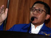 Anas Berhenti Dari Ketum PD