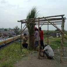 Pembayaran Belum Tuntas, Korban Lumpur Lapindo Bangun Rumah di Tanggul