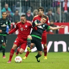 Gomez Dua Gol, Bayern Gilas Bremen 6-1