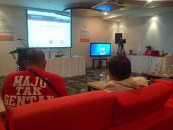 Quick Count Sementara Koalisi Babarengan: Aher 31,96%, Dede 25,65%