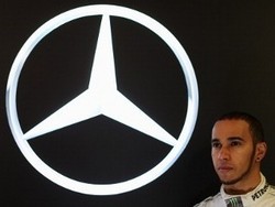 Hamilton Tidak Ingin Menang Hanya karena Beruntung