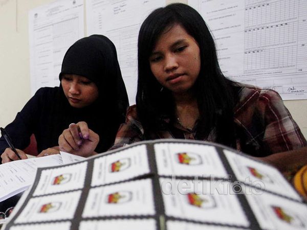 Sibuknya KPUD Bekasi