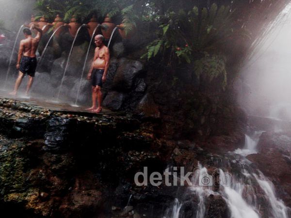 Berwisata ke Sari Ater, Subang