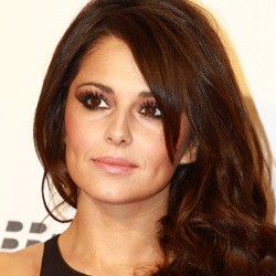 Demi Tato, Si Seksi Cheryl Cole Kesakitan Selama 15 Jam
