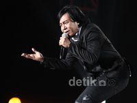 Konser Tunggal Ari Lasso Sang Dewa Cinta