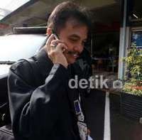 Roy Suryo akan Rangkul Loyalis Anas